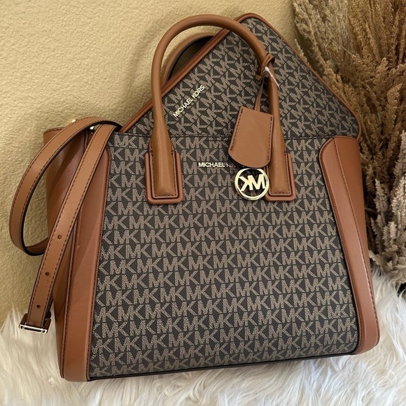 New Michael Kors kali satchel bag with iPad case - Picture 4 of 16